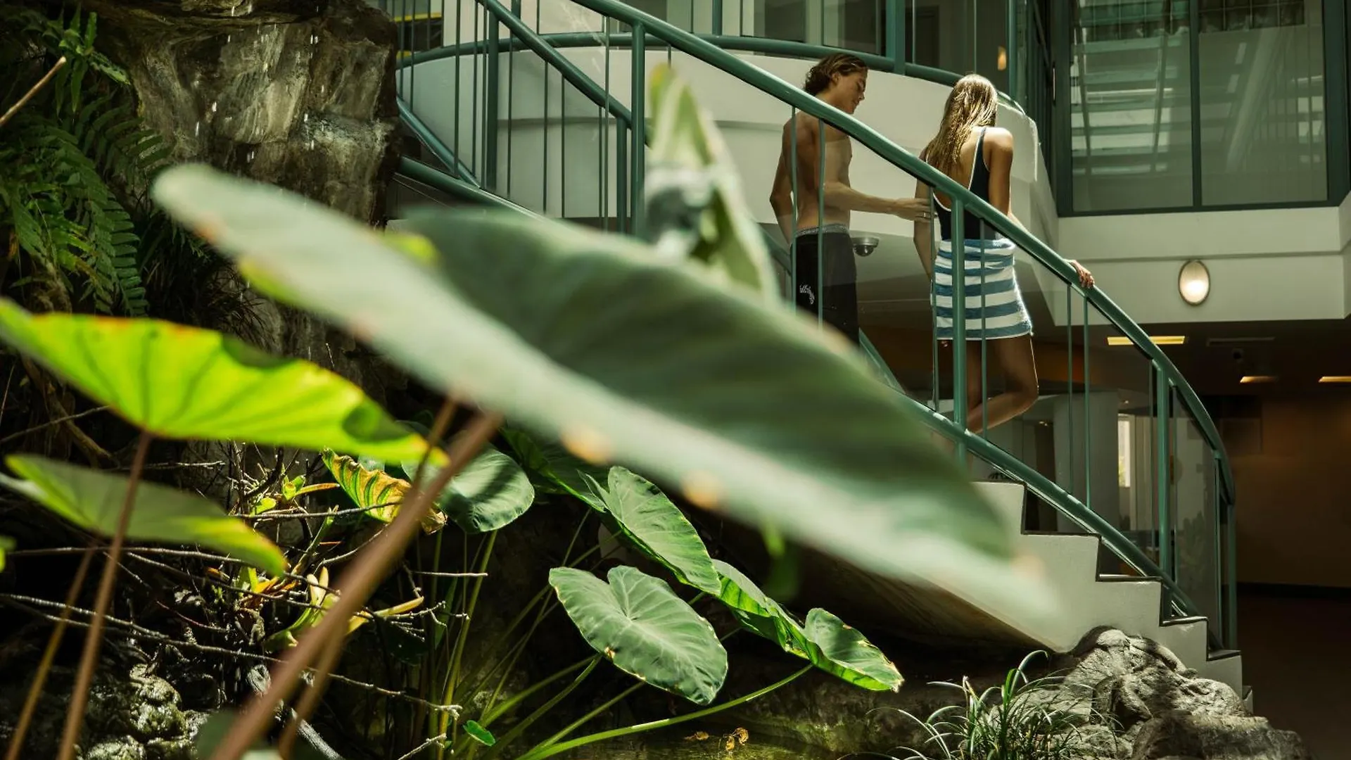 Grand Palais Beachside Resort Alexandra Headland