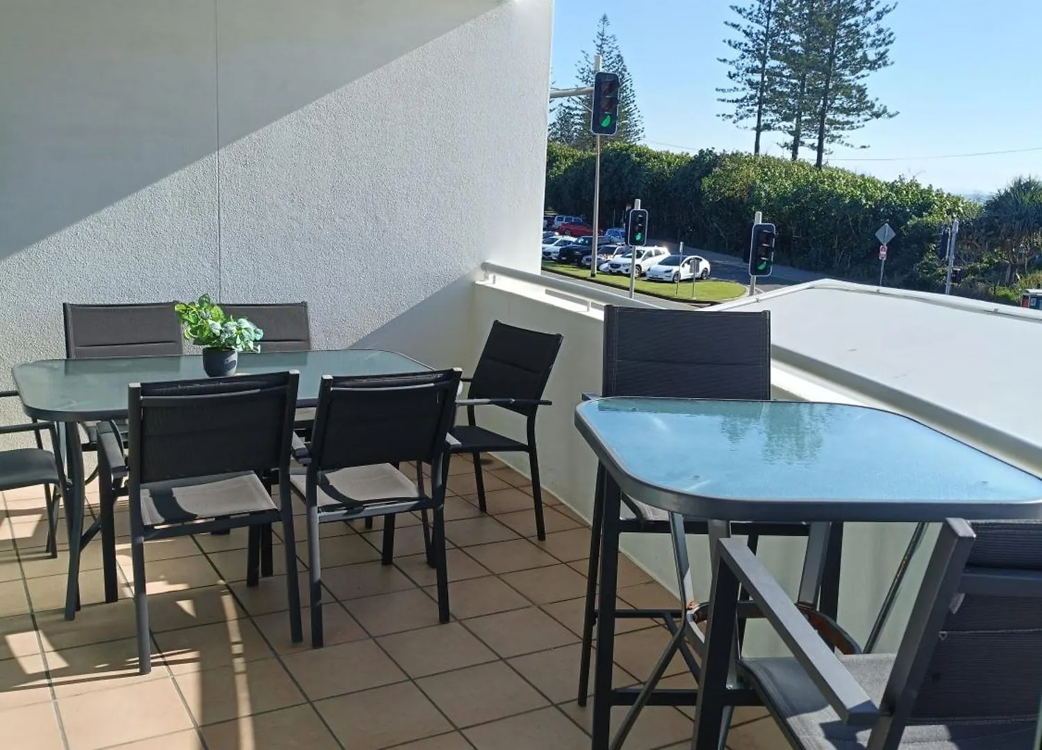 Resort Grand Palais Boolarong Beachside Apartments Alexandra Headland